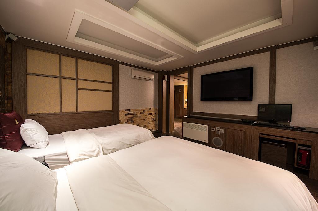 Hotel Valentine Кванмён Номер фото