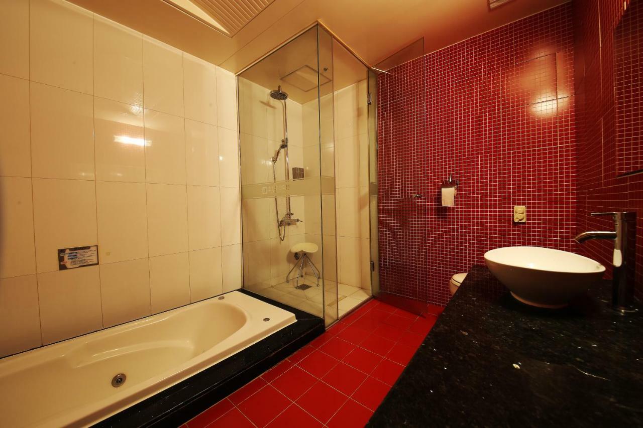 Hotel Valentine Кванмён Экстерьер фото